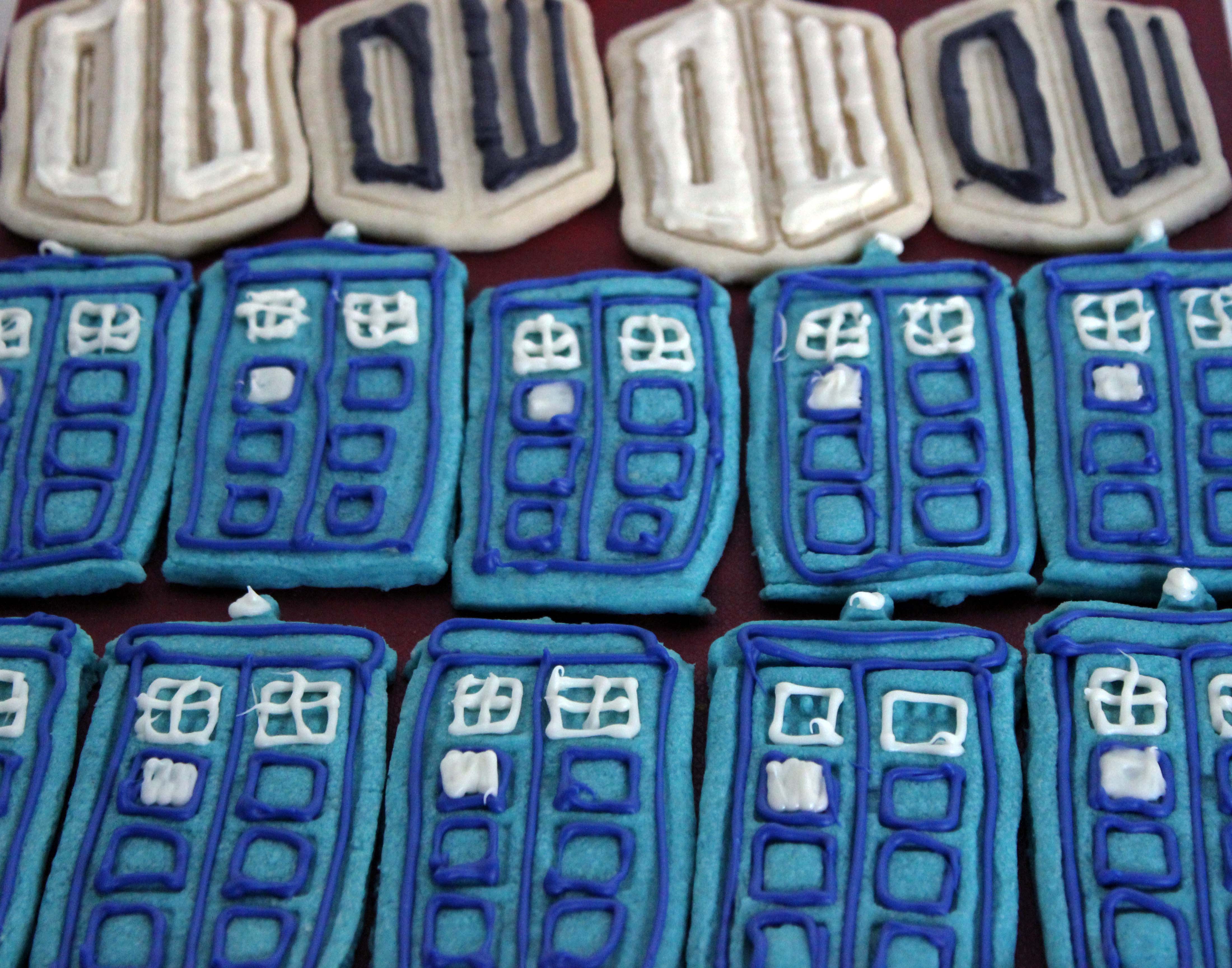 Tardis and logo cookies Photo by Alfonso Huerta